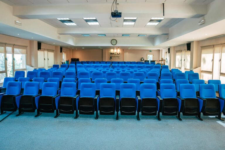 uh-auditorium-02