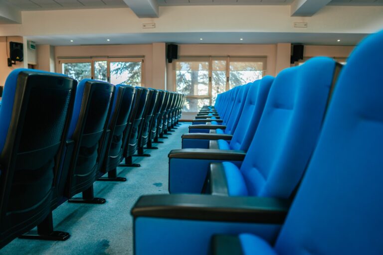 uh-auditorium-03