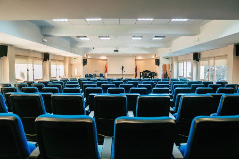 uh-auditorium-04