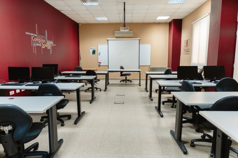 nh-cs-classroom-01