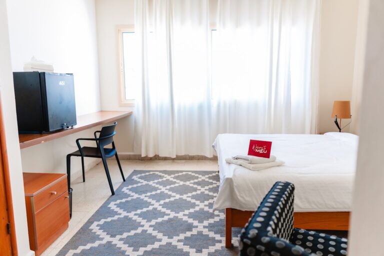 nh-dorm-room-03