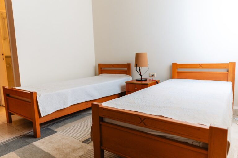 sh-dorm-room-07